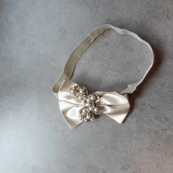Satin Bow Headband - Picture 3 of 4